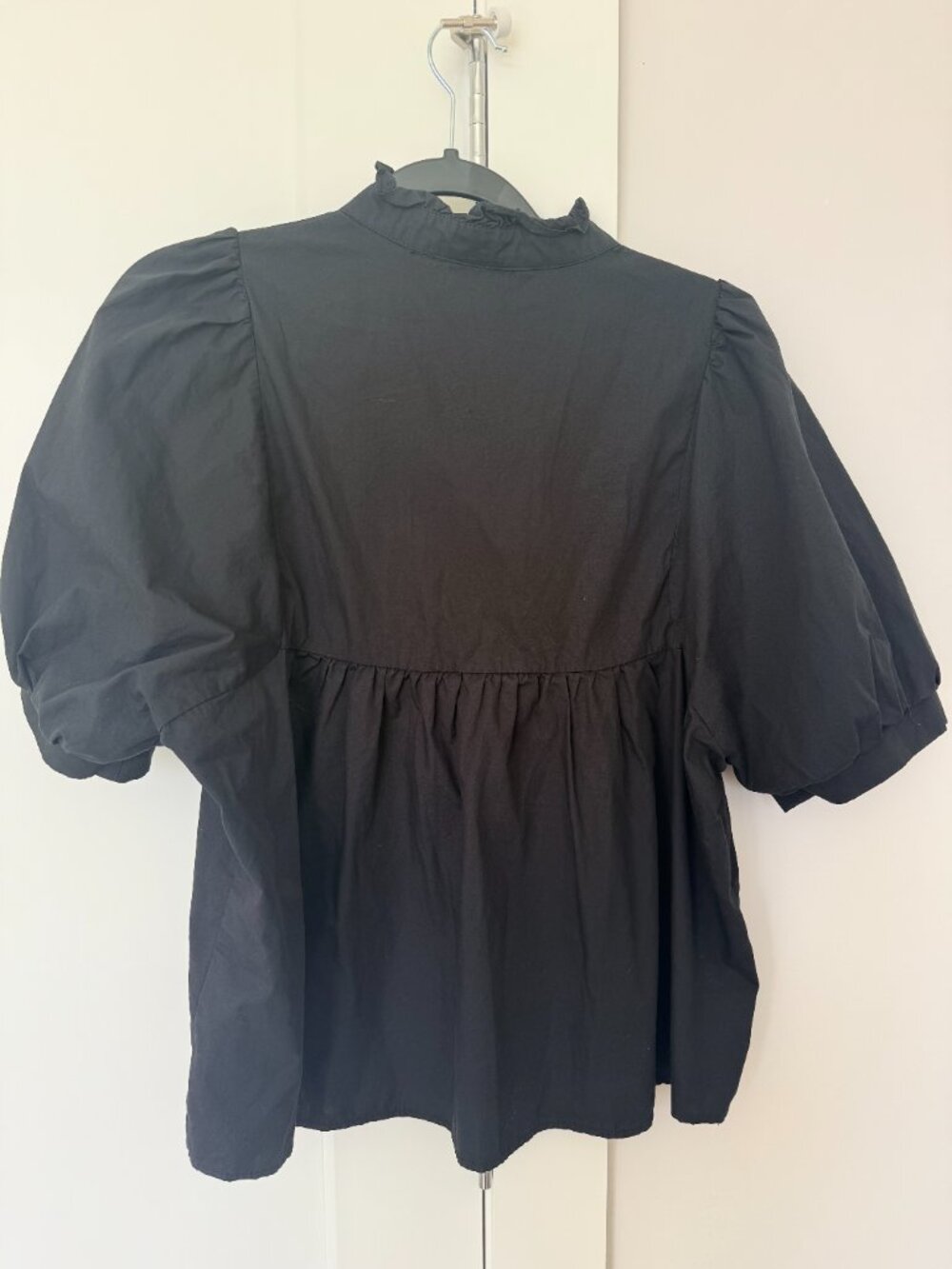 Target Ruffle Sleeve Top - Picture 2 of 3
